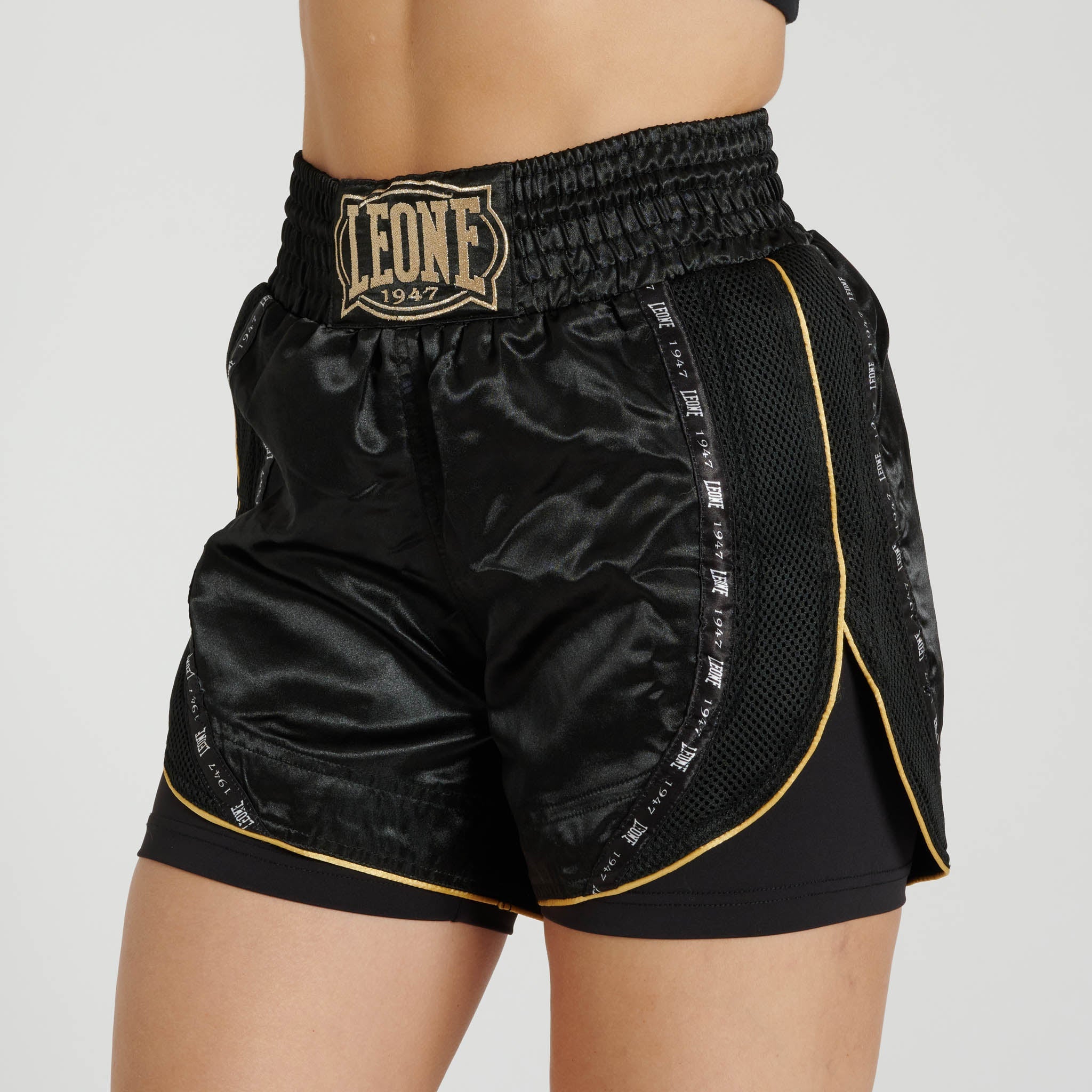 CLASSIC SHORTS