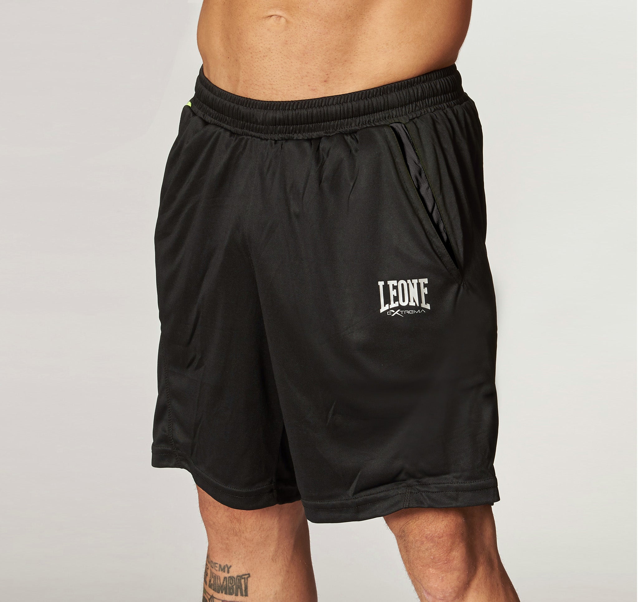 COOL TOUCH LOGO SHORTS