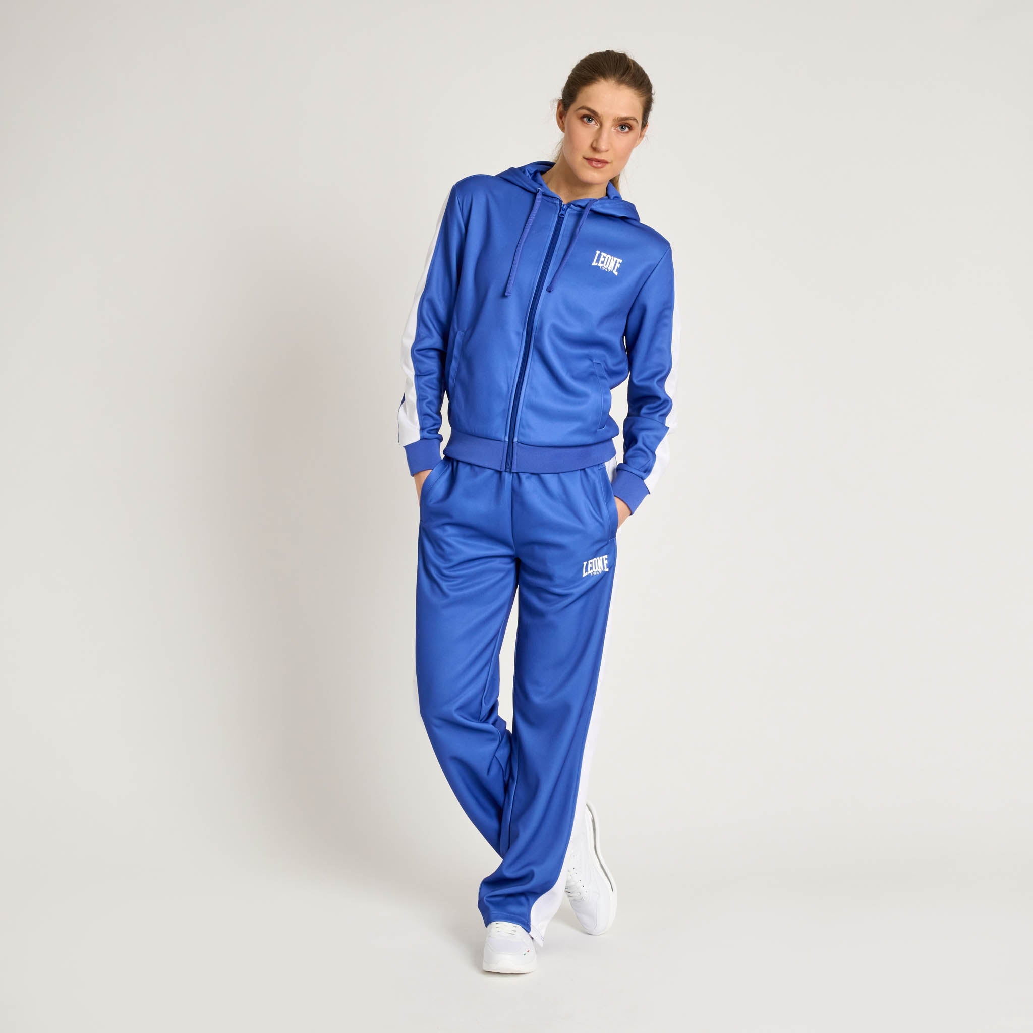 WOMAN FULL TRACKSUIT