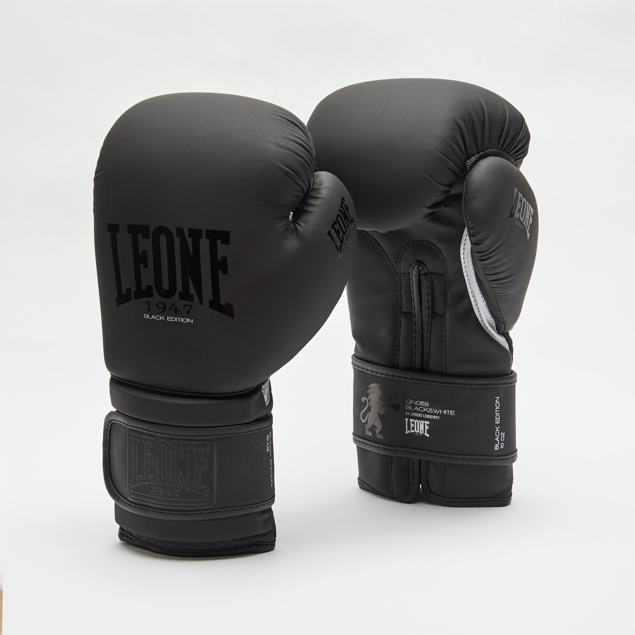 STRIKER BOXING GLOVES