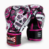 Twins Special Muay-Thai-Handschuhe FBGVL3 Skull Rosa