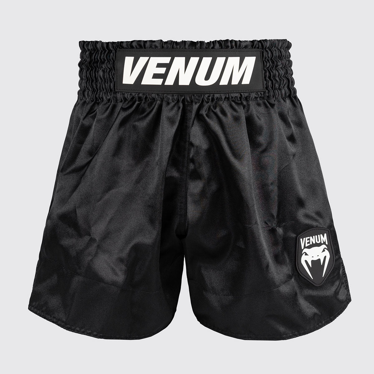 Venum Classic Evo Kick-Thai-Shorts Schwarz-Weiß