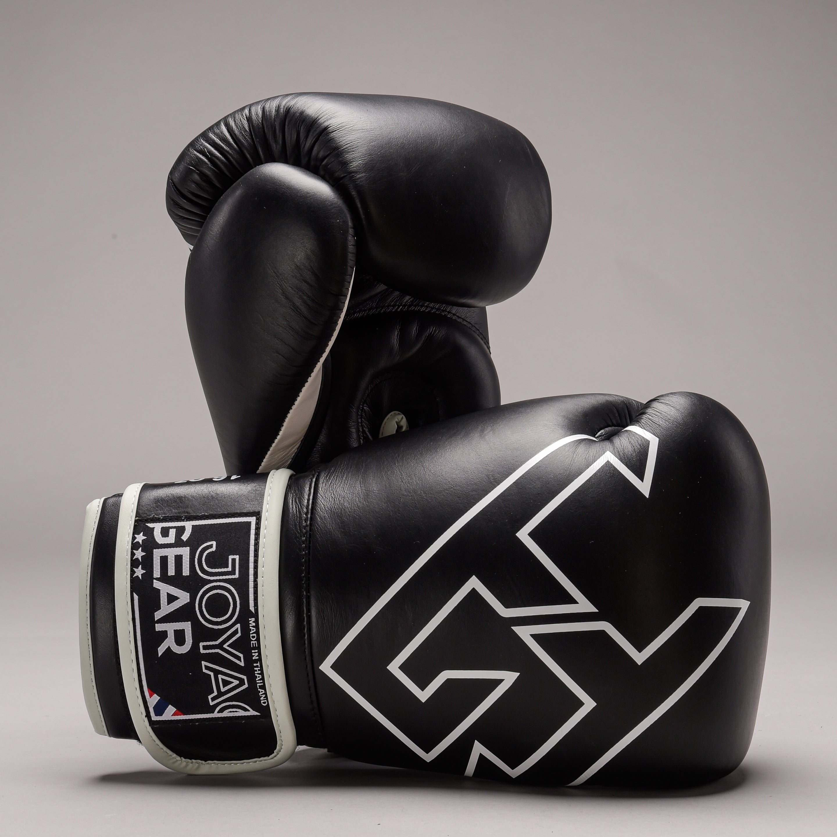 Joya Strike (Kick)boxing Gloves - Black