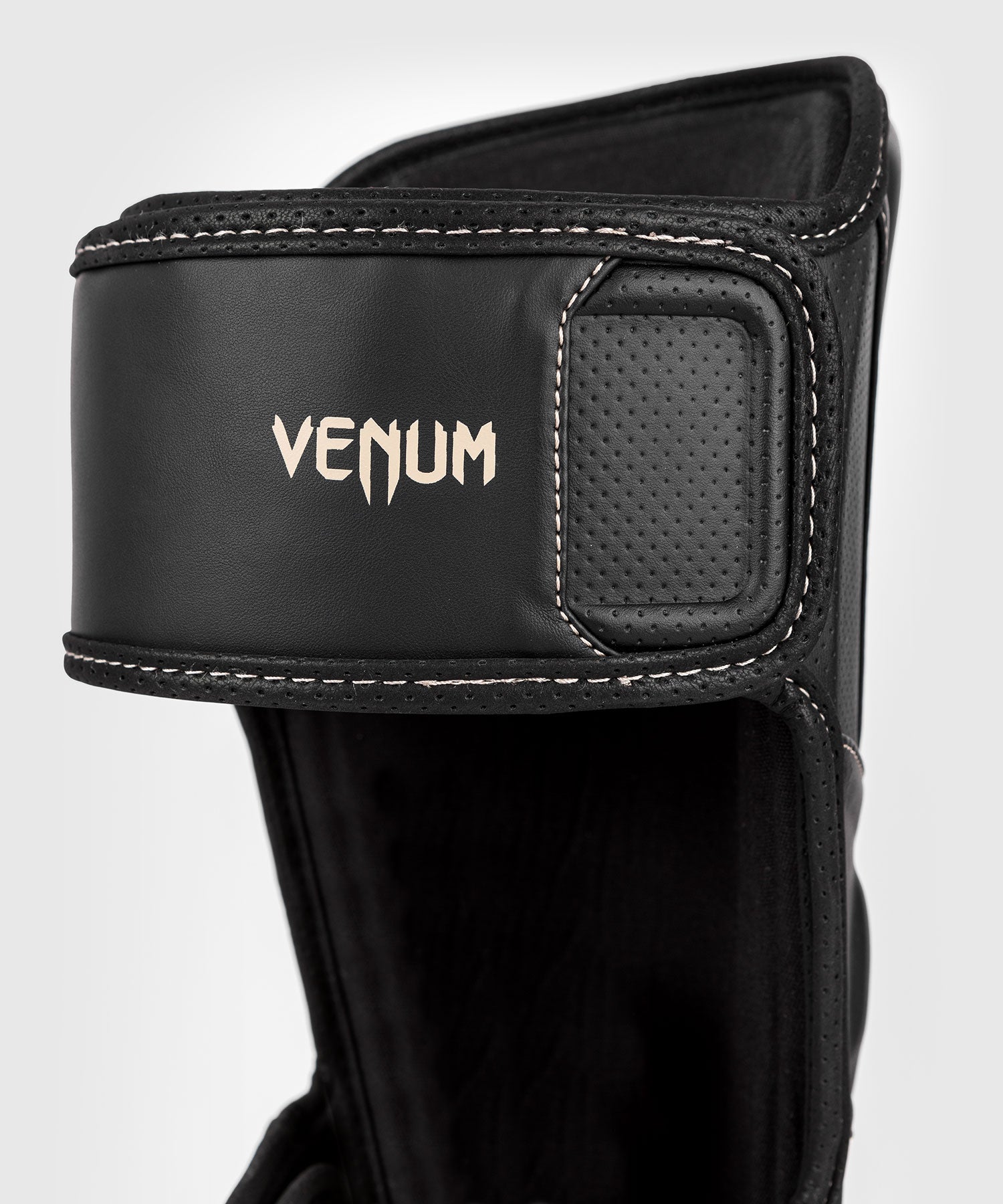 Schienbeinschoner Venum Impact Evo
