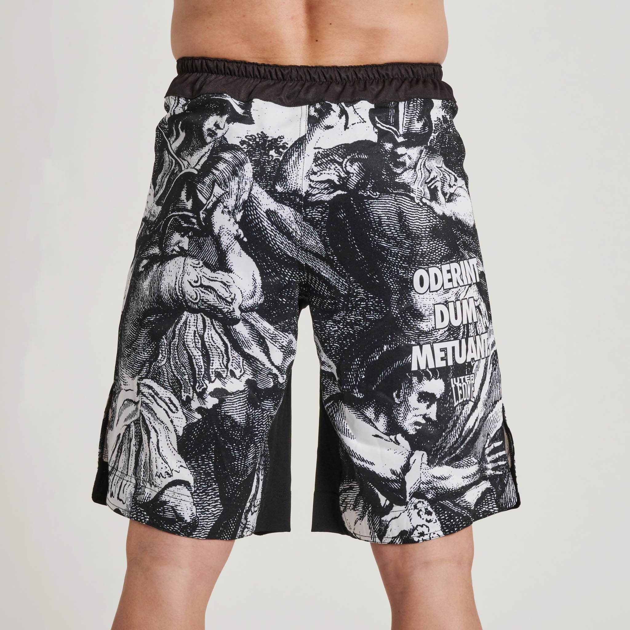 BARBEDWIRED MMA SHORTS (IUTER)