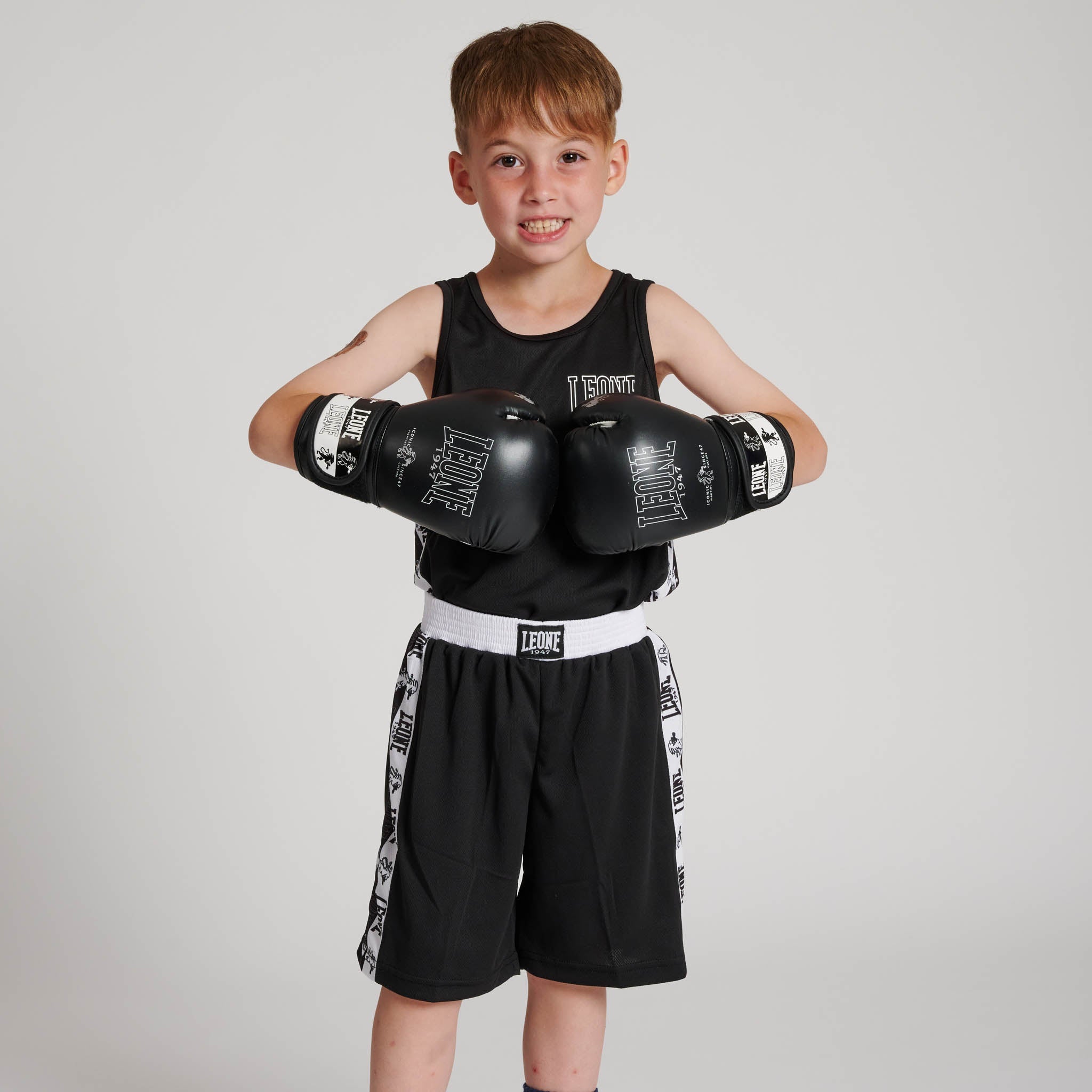 ICONIC BOXING SINGLET