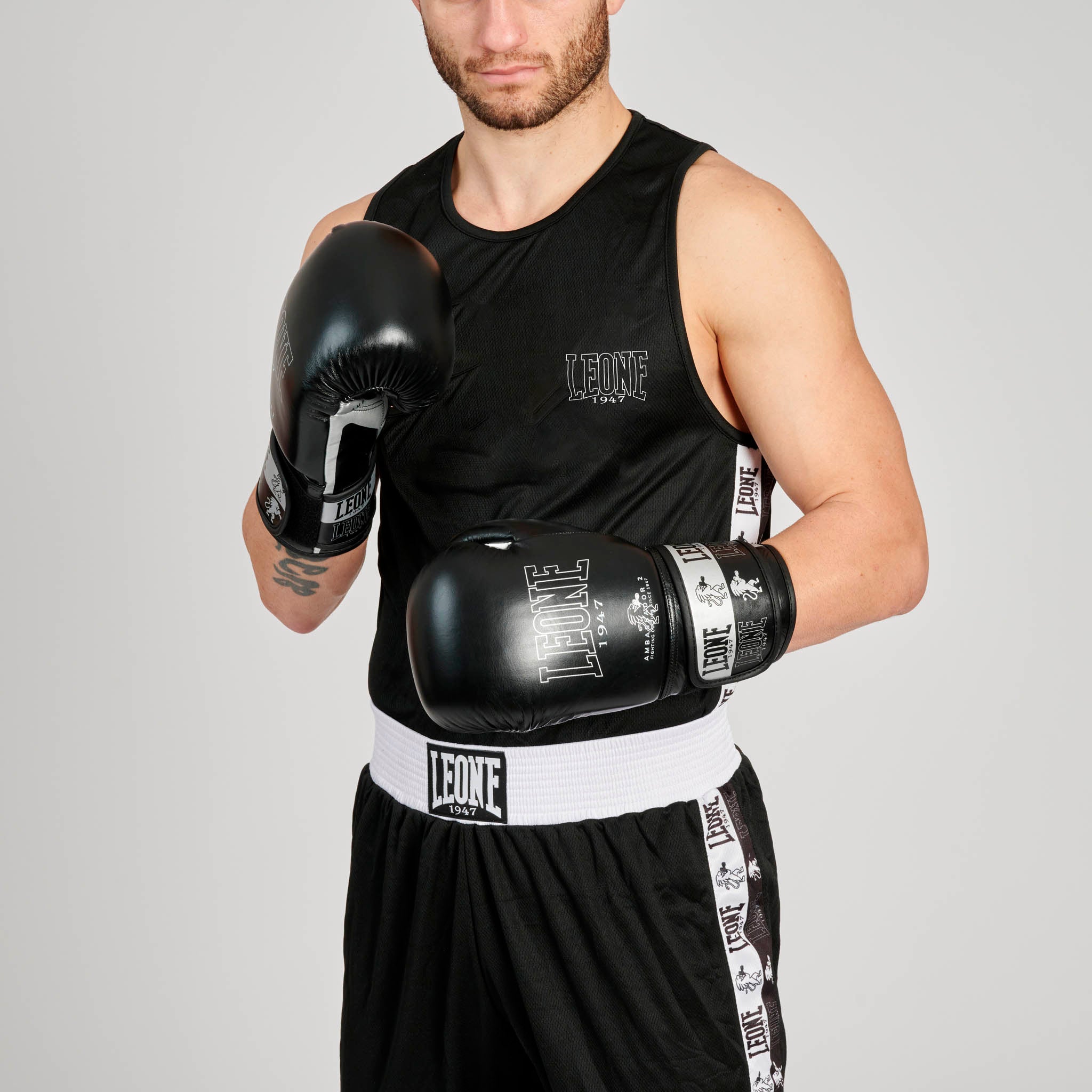 ICONIC BOXING SINGLET