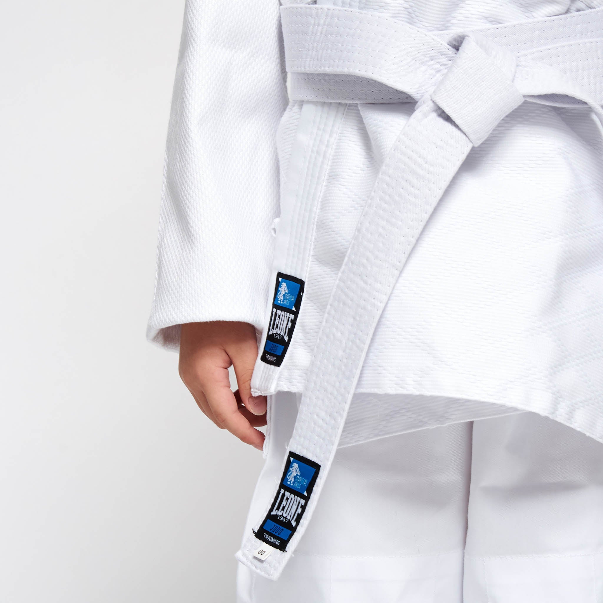 JUDO SUIT