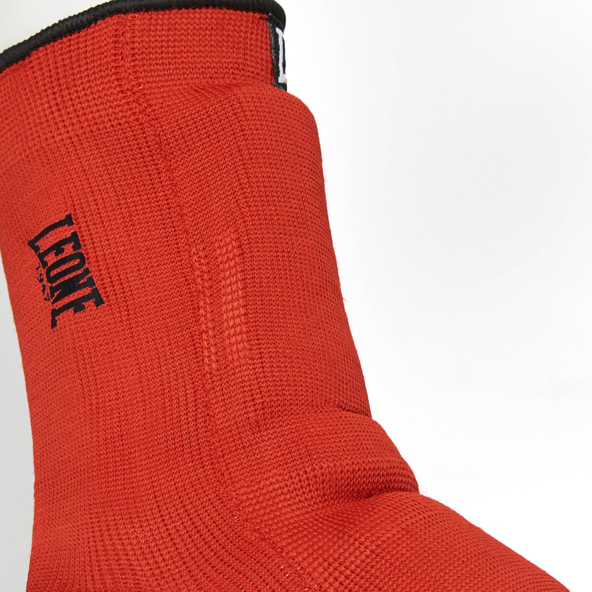 PADDED ANKLE GUARDS