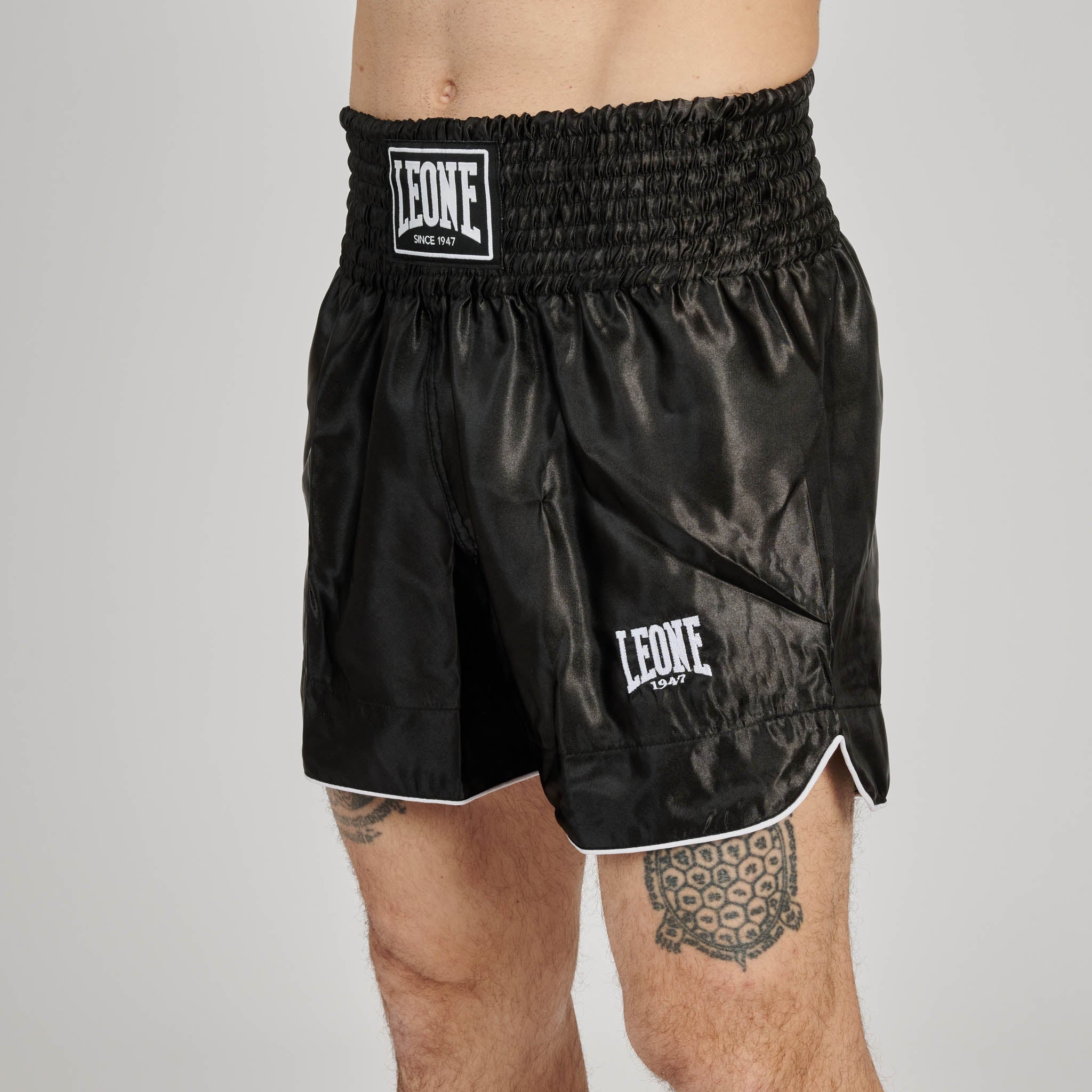 BASIC THAI SHORTS