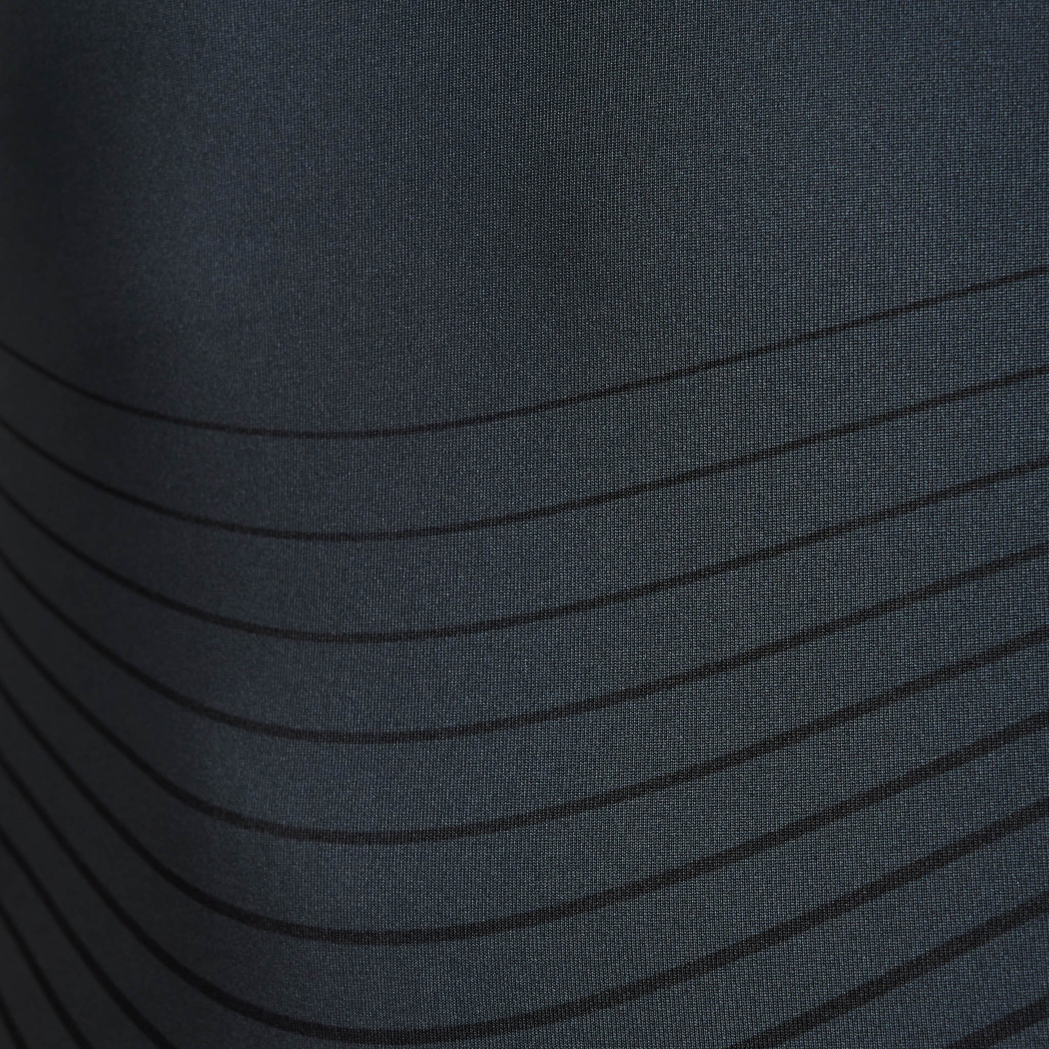 WAVES RASHGUARD
