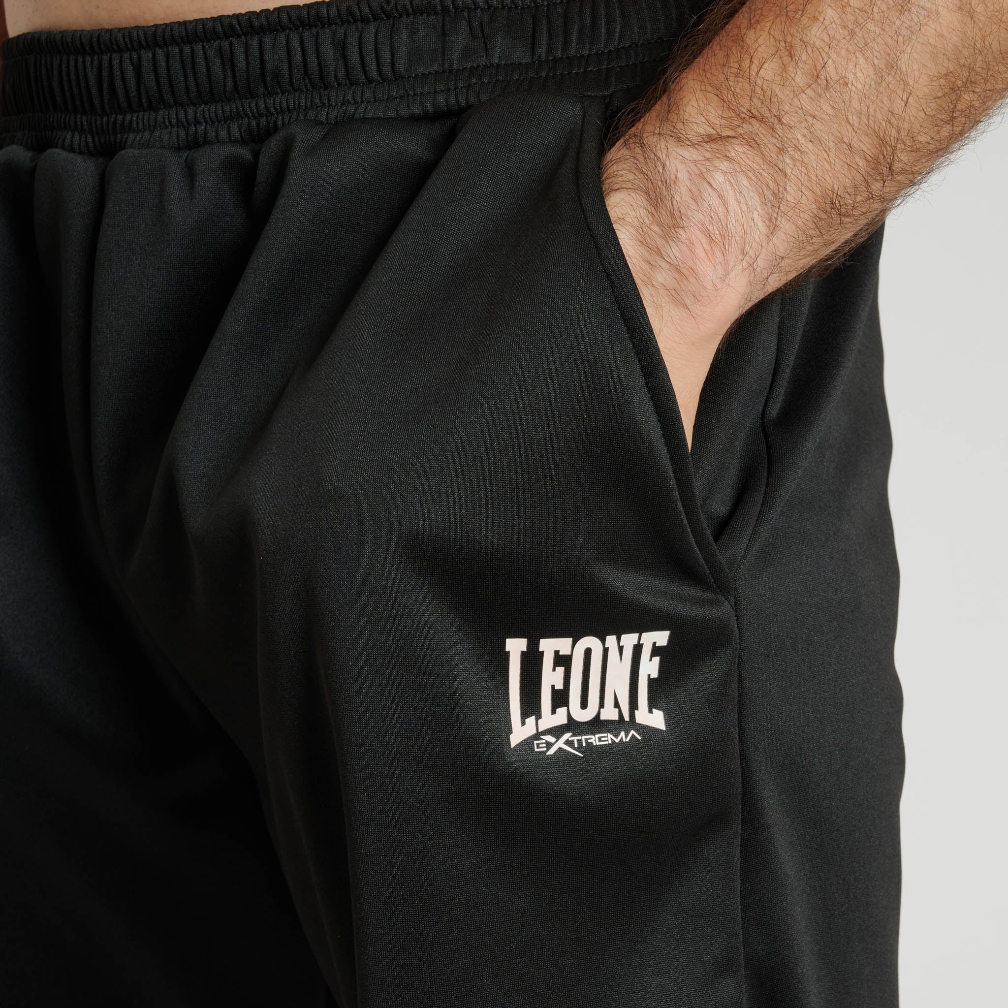 COOL TOUCH LOGO SHORTS