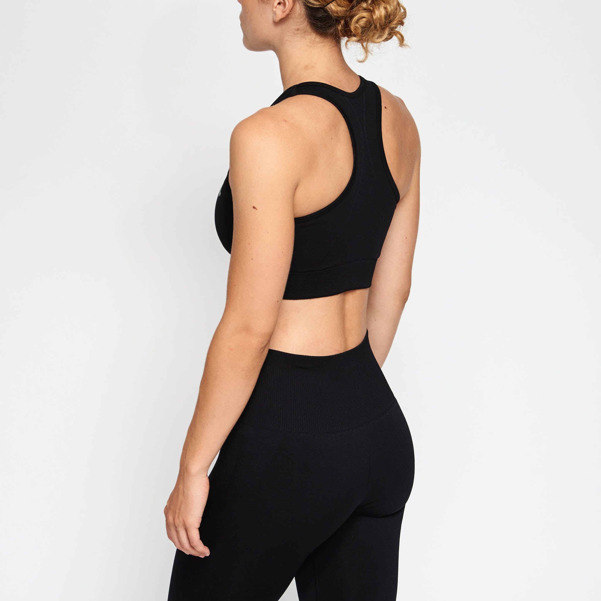 SEAMLESS LOGO SPORTS BRA