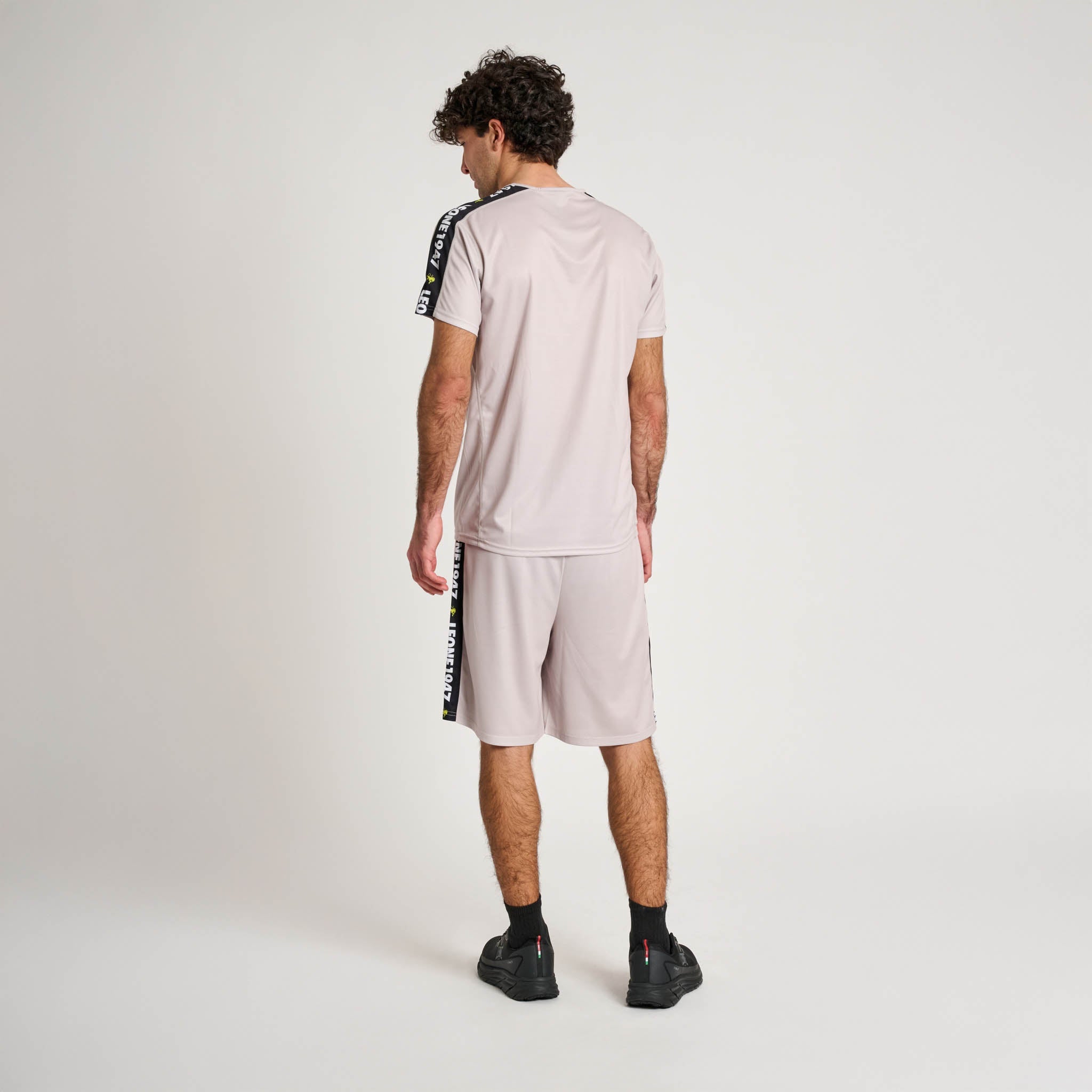 STRIPE 47 T-SHIRT