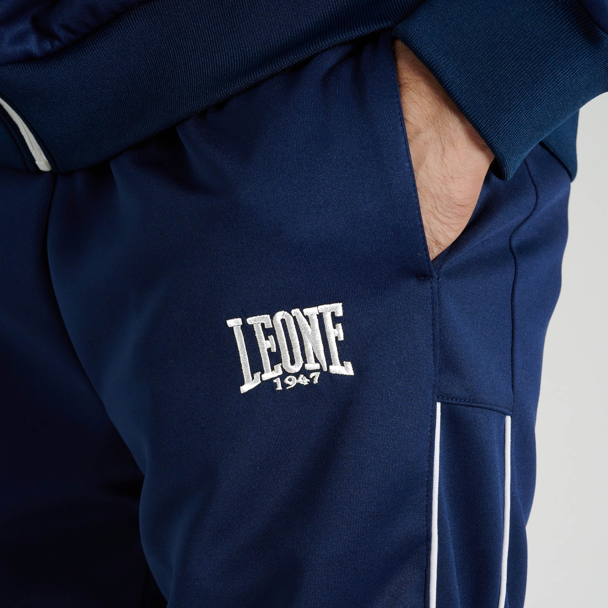 CLASSIC FULL TRACKSUIT