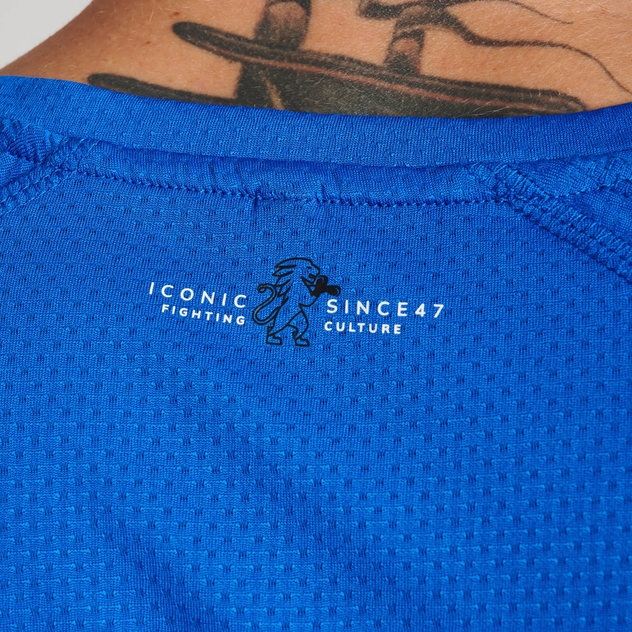 ICONIC T- SHIRT