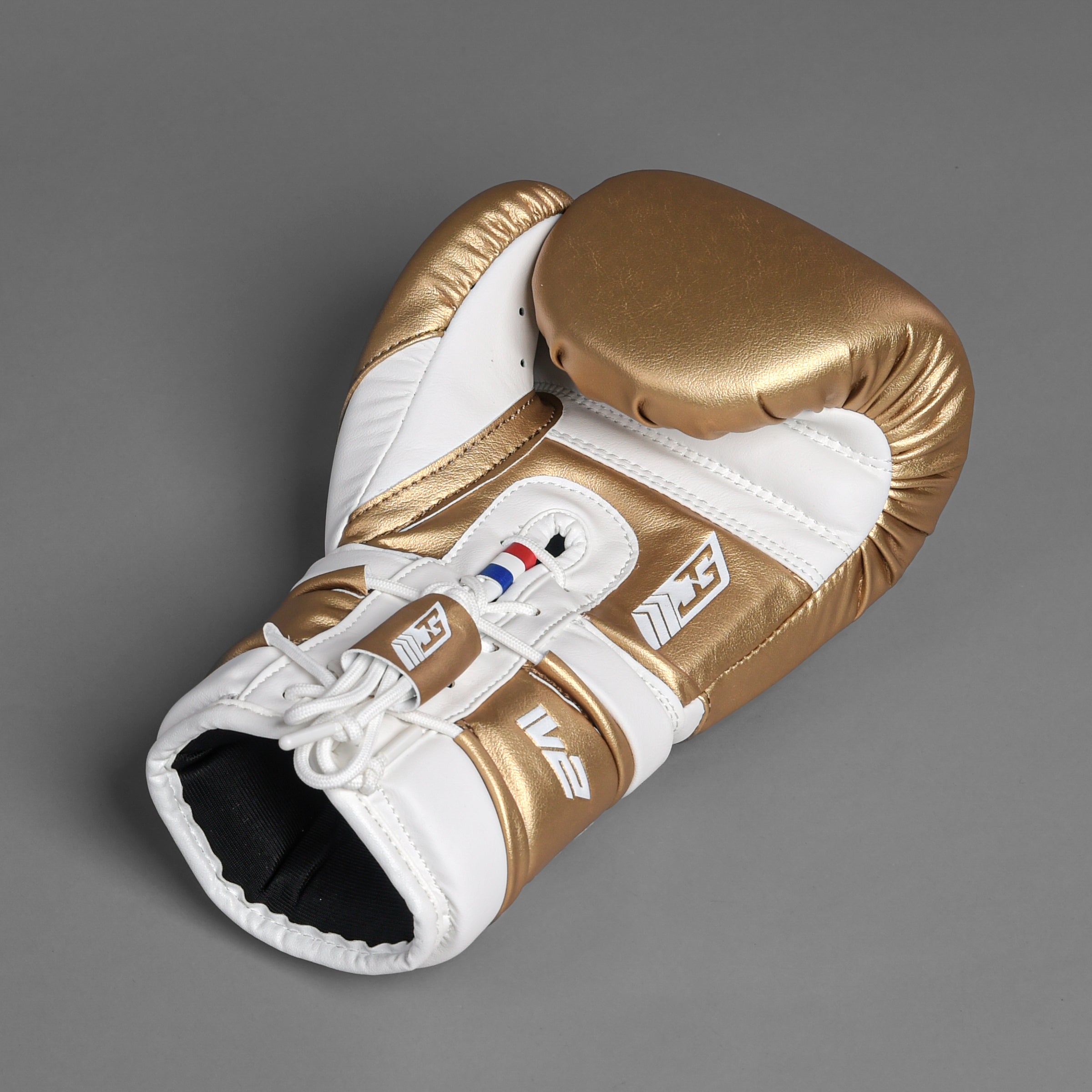 JOYAGEAR PERFORMANCE V2 LACES BOXING GLOVES White/Gold