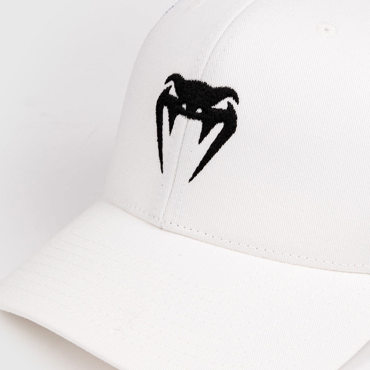 Kappe Venum Trucker Weiß