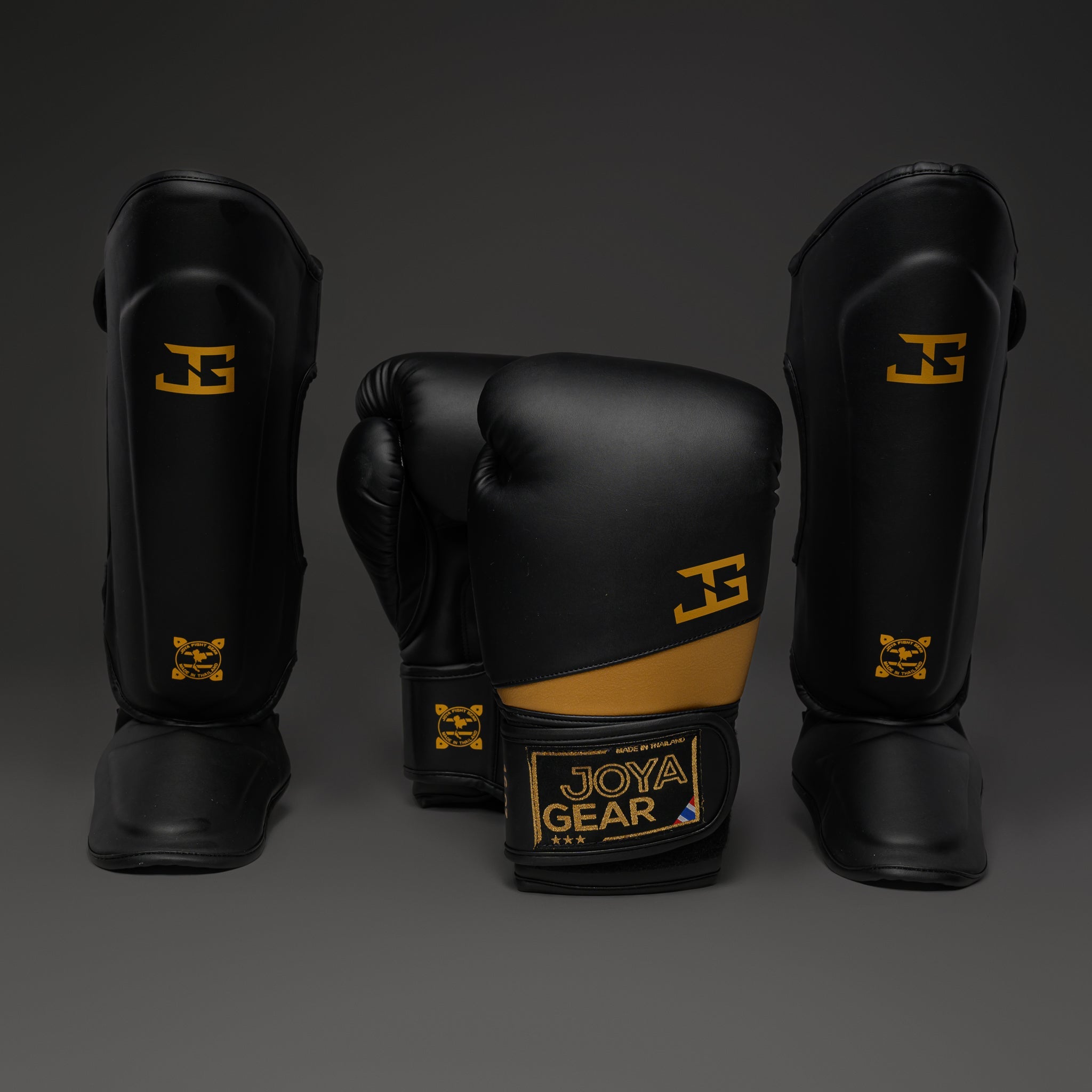 Joyagear Strike Air Boxing Gloves Black/Gold