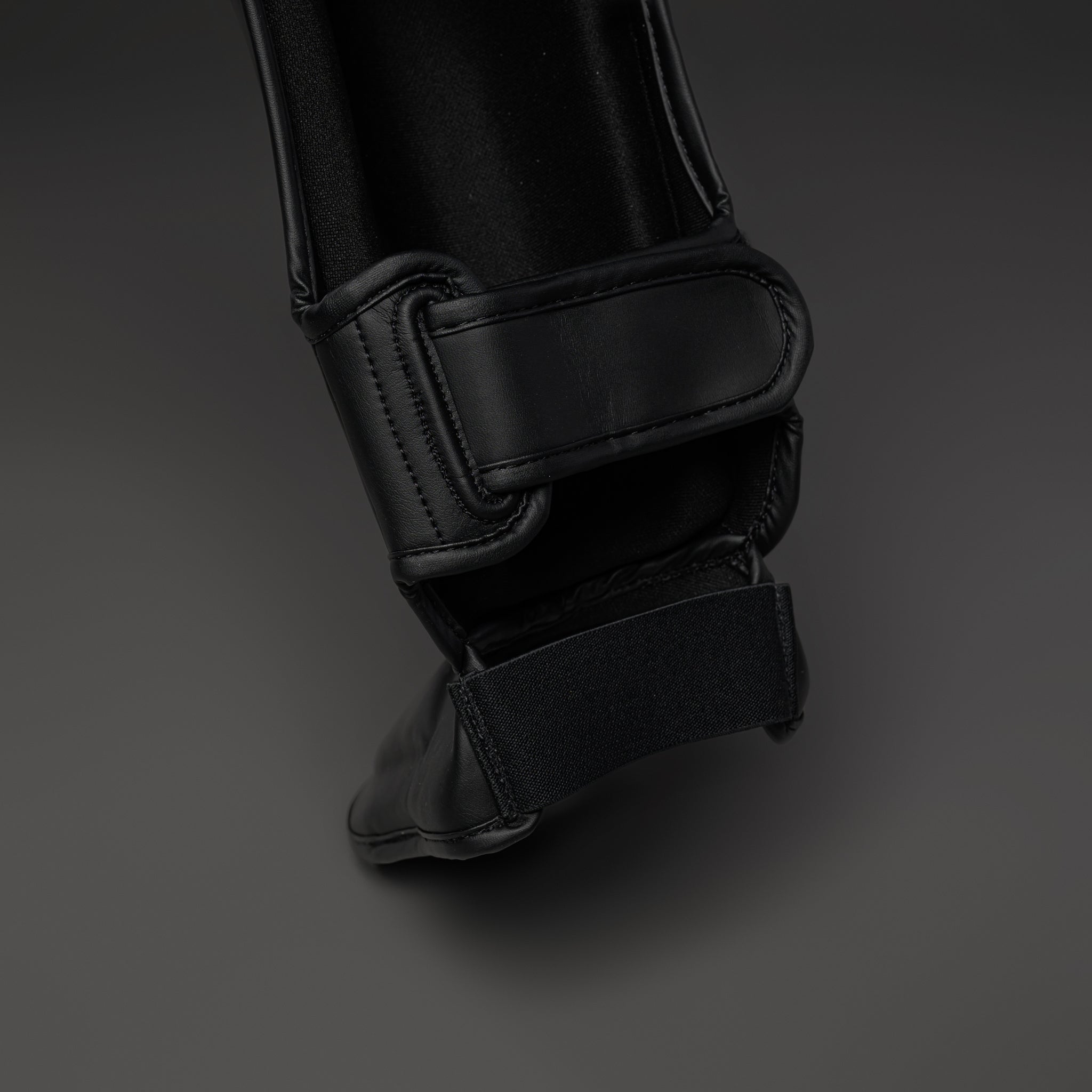 Joyagear Strike Air Shinguards