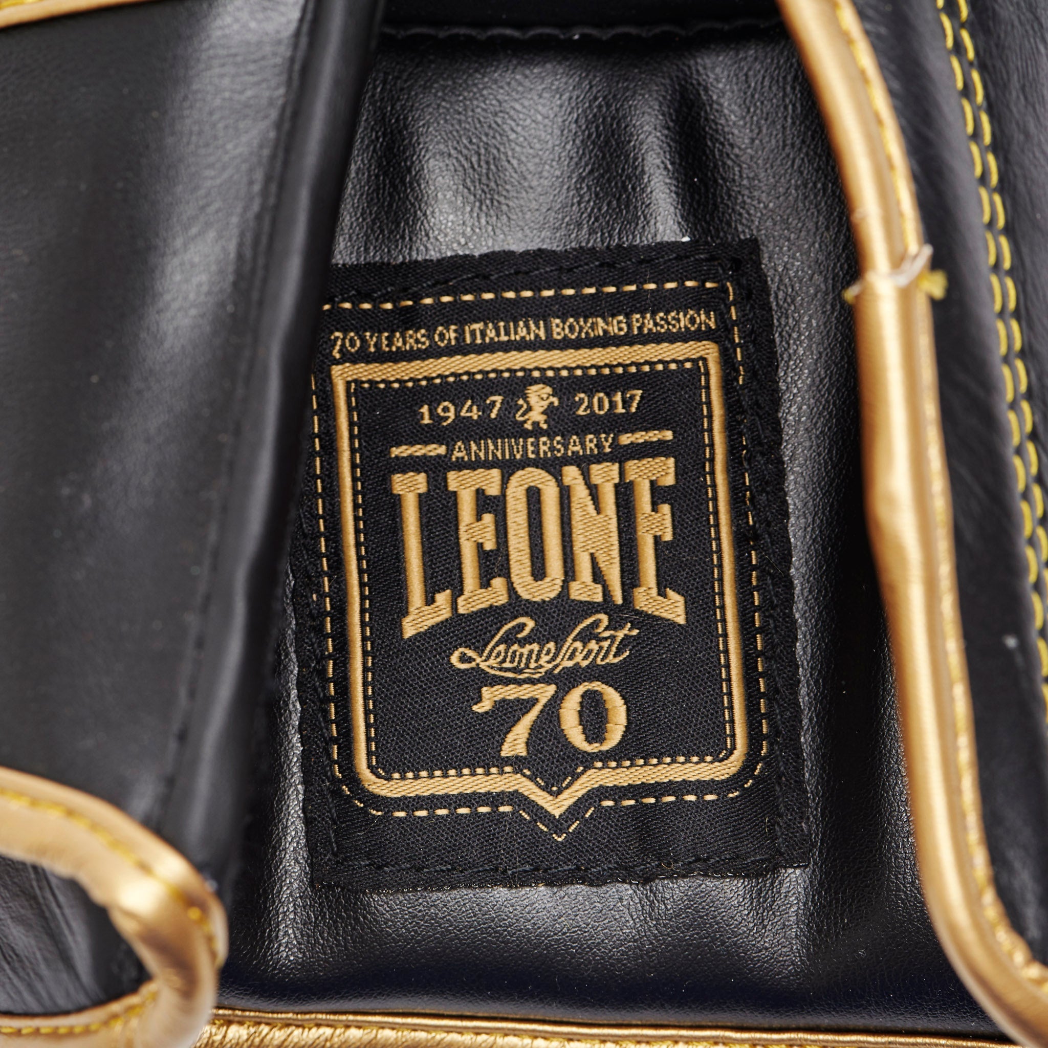 ITALY'47 BOXING GLOVES