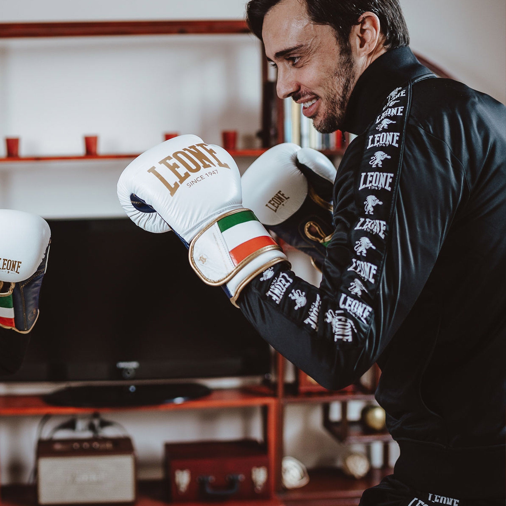 ITALY'47 BOXING GLOVES