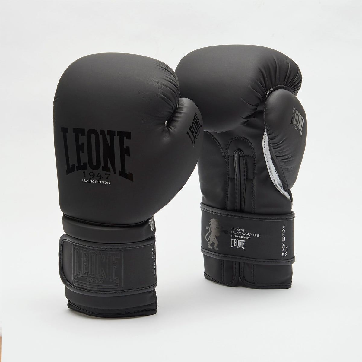 STRIKER BOXING GLOVES
