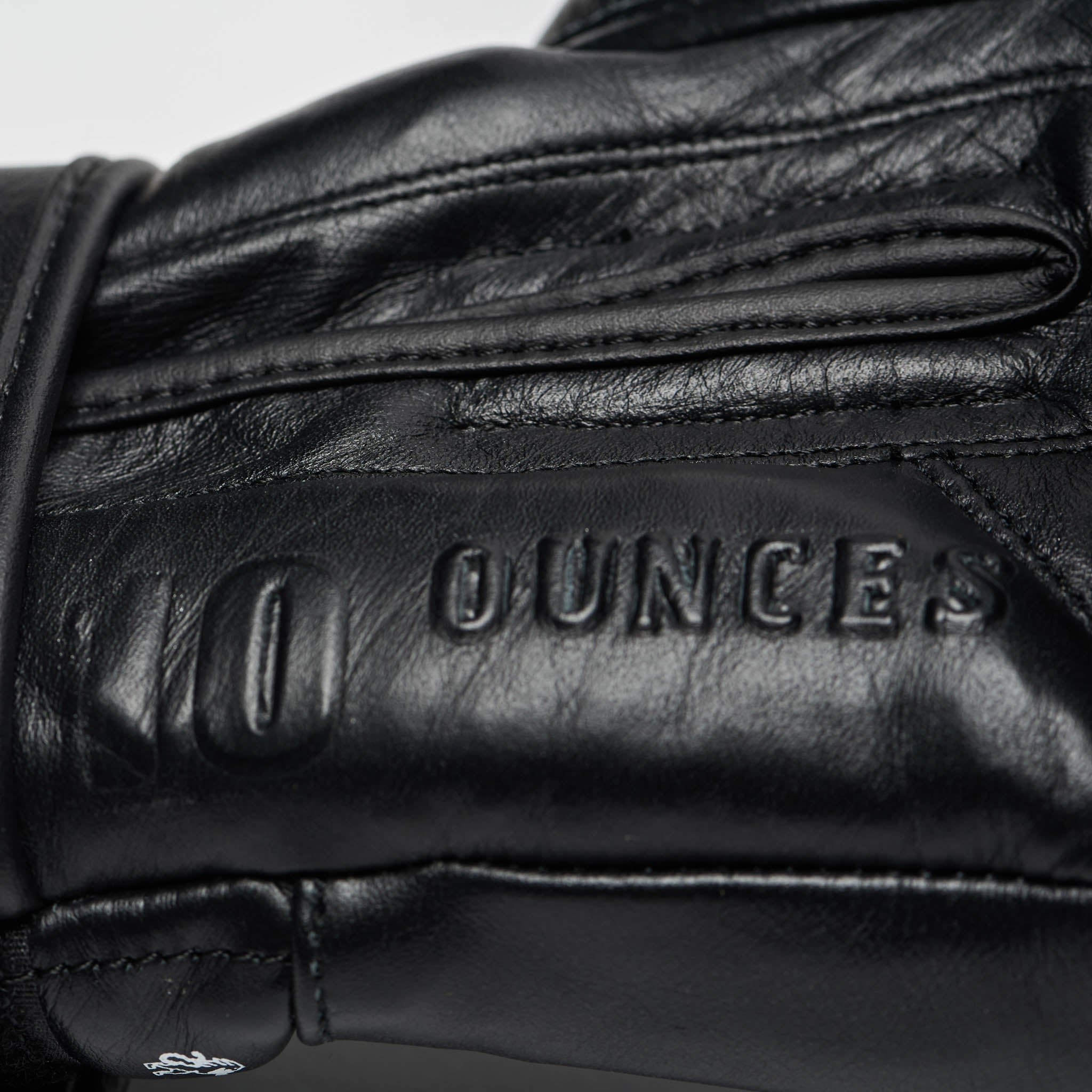 THE GREATEST BOXING GLOVES