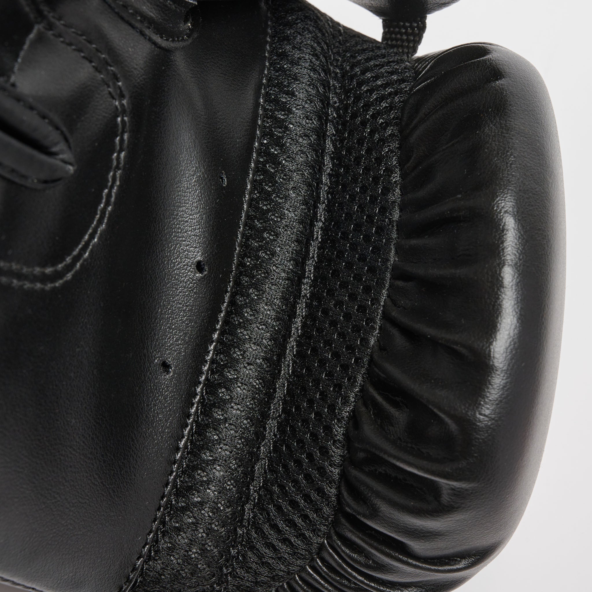 THUNDER BOXING GLOVES