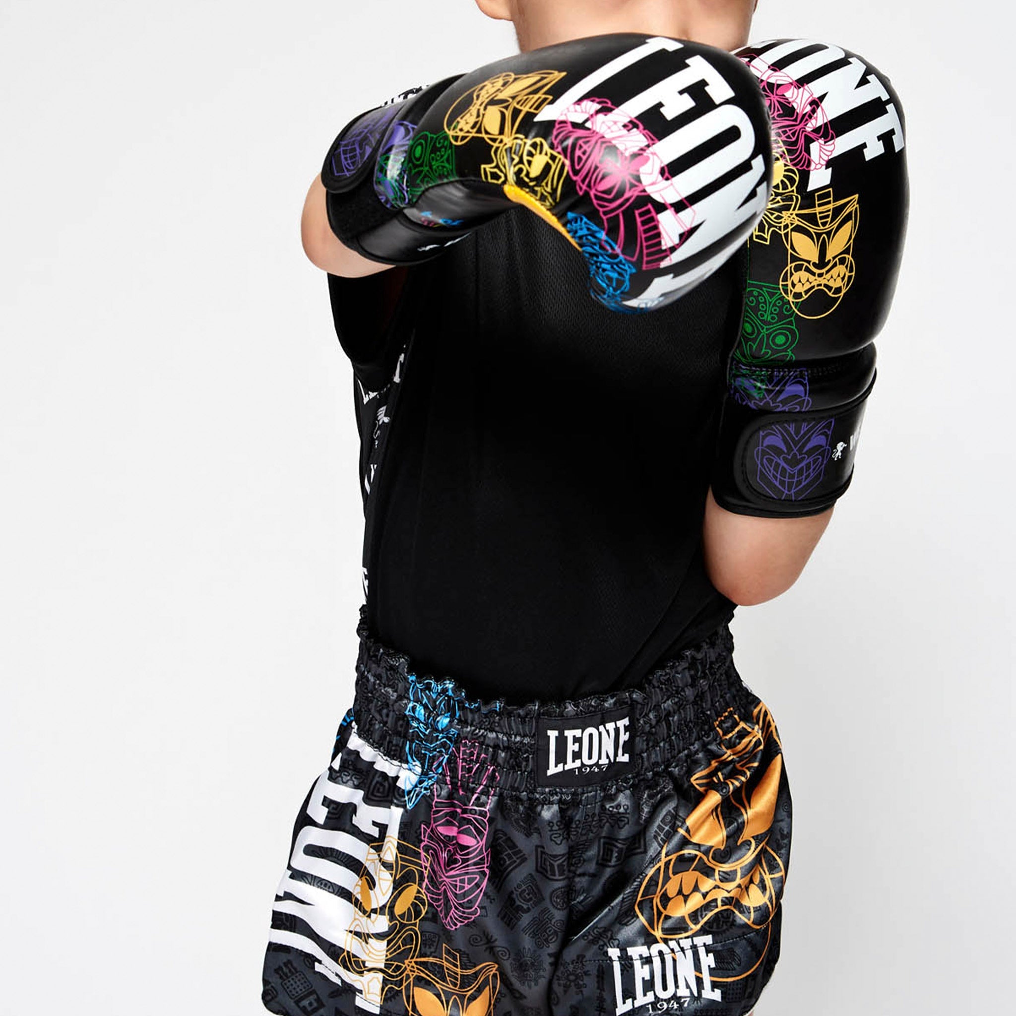 TOTEM BOXING GLOVES