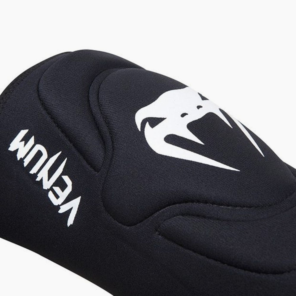 Kniebandagen Venum Kontact Neu