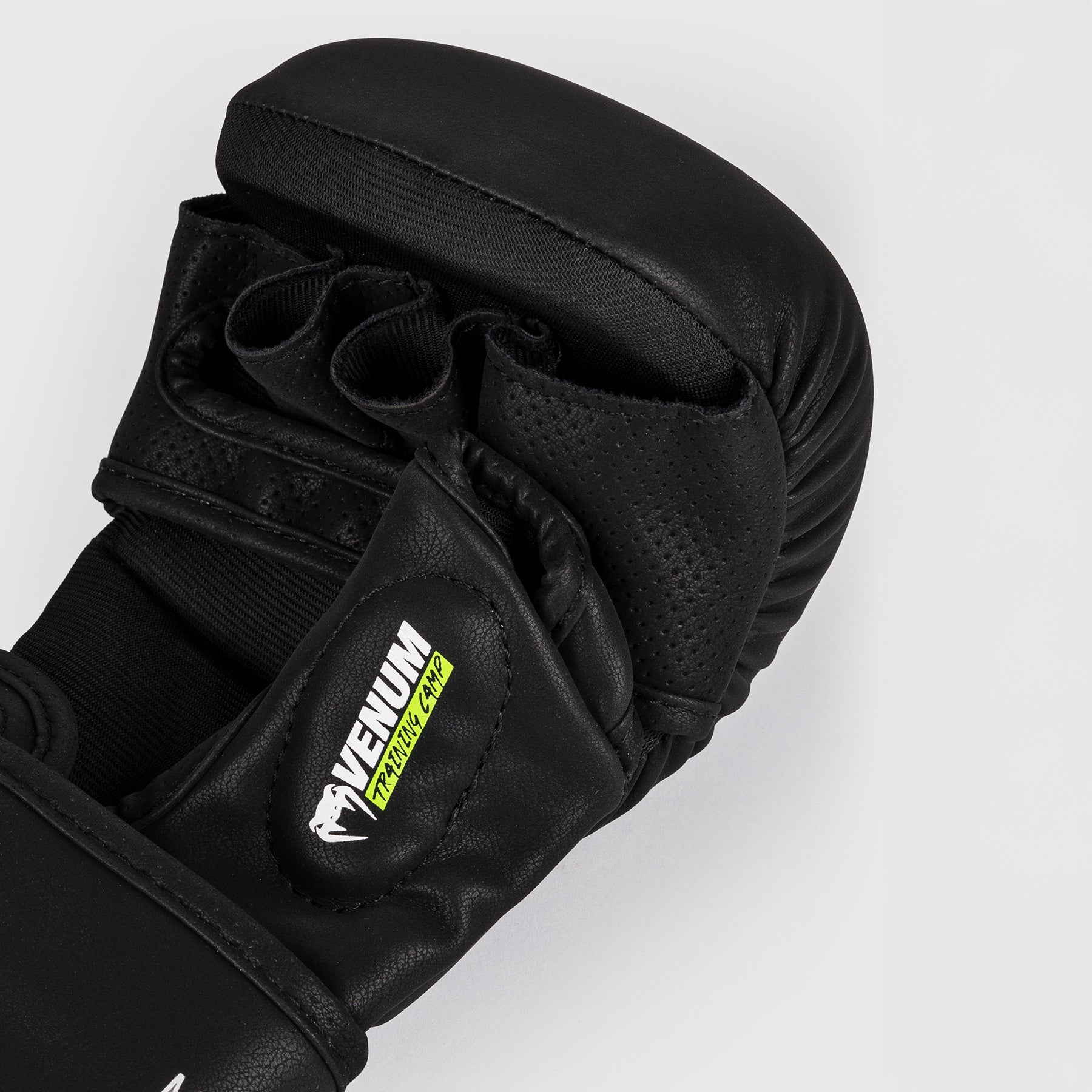 MMA-Handschuhe 7 Oz Venum Training Camp 4.0 Sparring