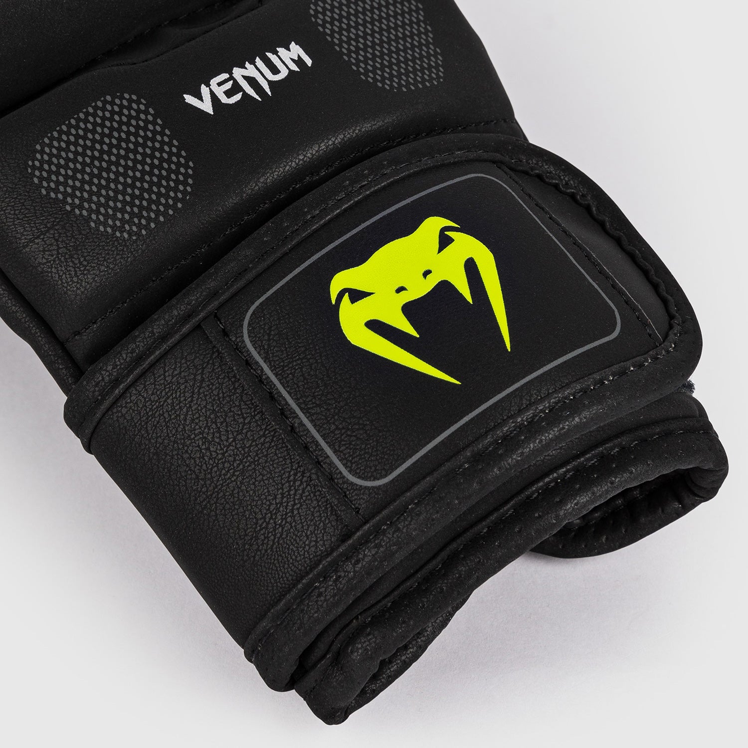 MMA-Handschuhe 7 Oz Venum Training Camp 4.0 Sparring