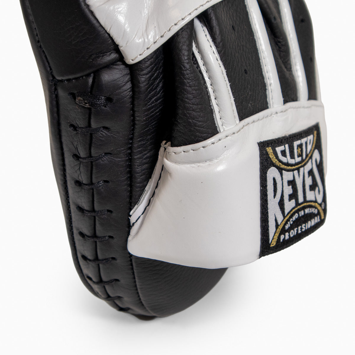 Boxpratzen Cleto Reyes Kurven