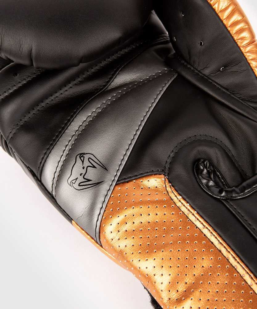 Venum Elite EVO