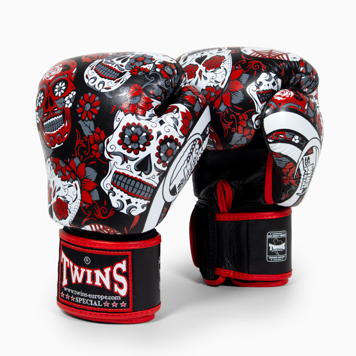 Twins Special Muay-Thai-Handschuhe FBGVL3 Skull Rot