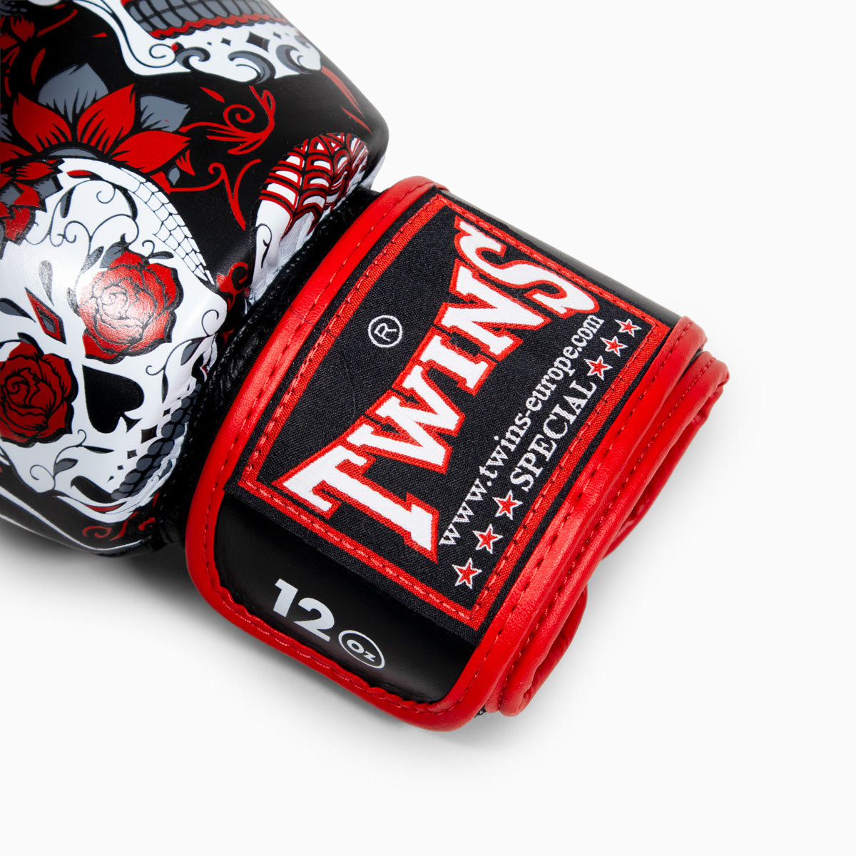 Twins Special Muay-Thai-Handschuhe FBGVL3 Skull Rot