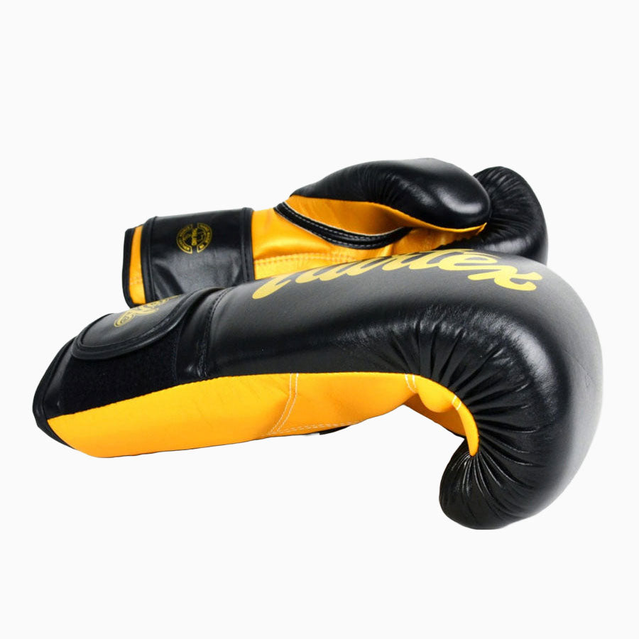 Muay Thai Handschuhe Fairtex Super Sparring BGV18 Schwarz-Gold