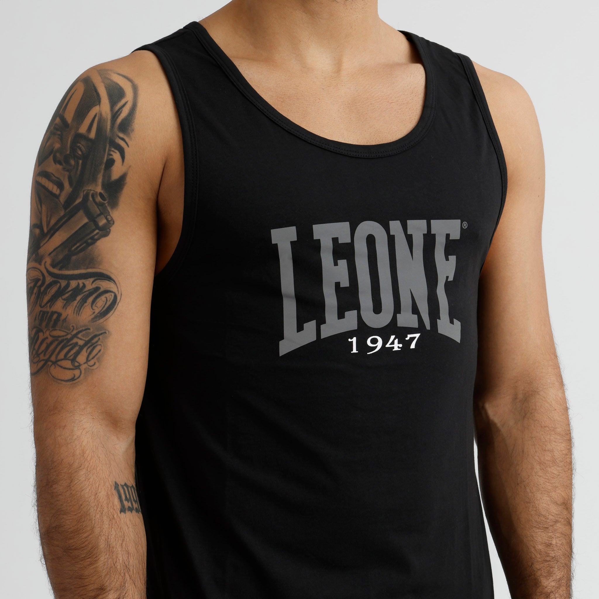 Man tank Boxing