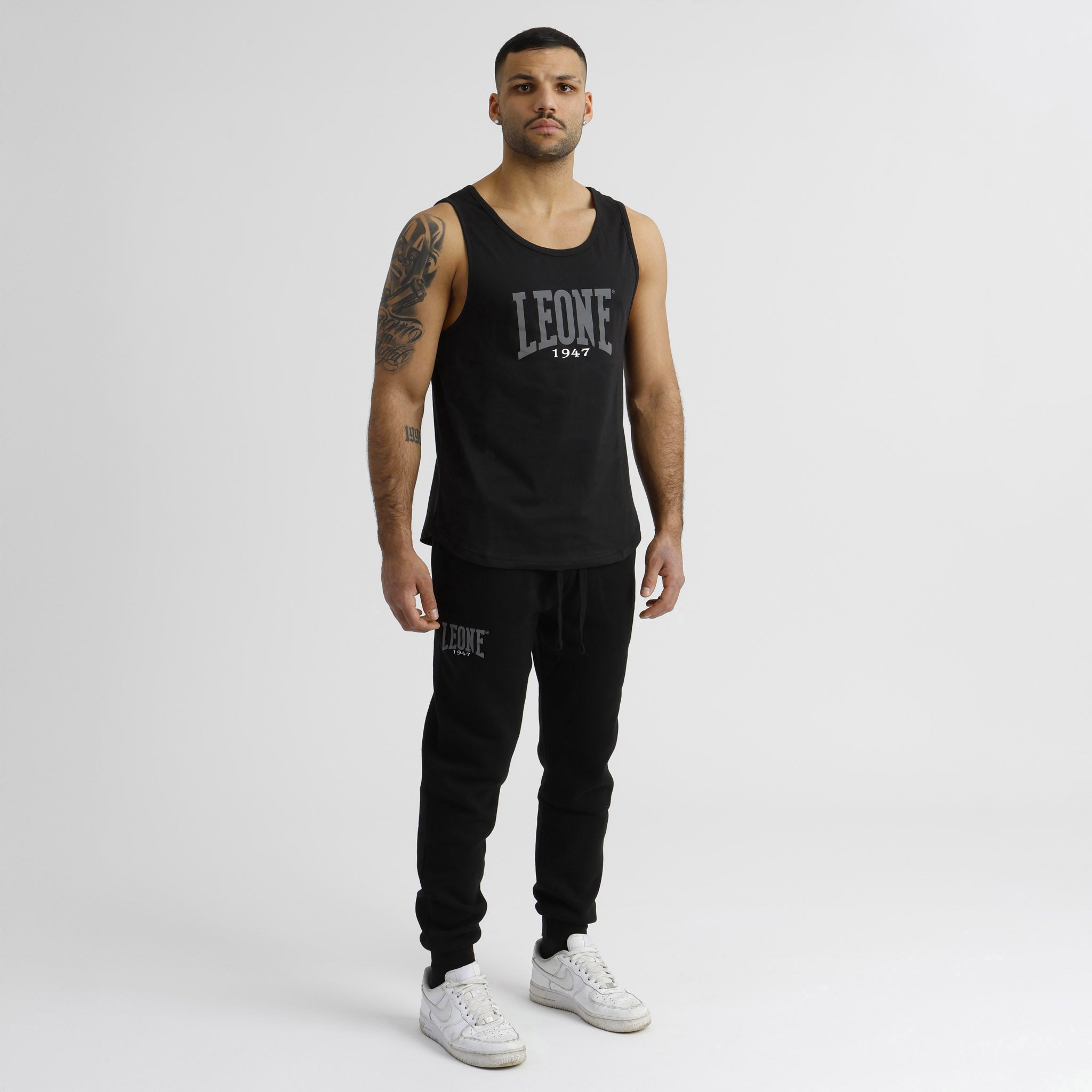 Man tank Boxing