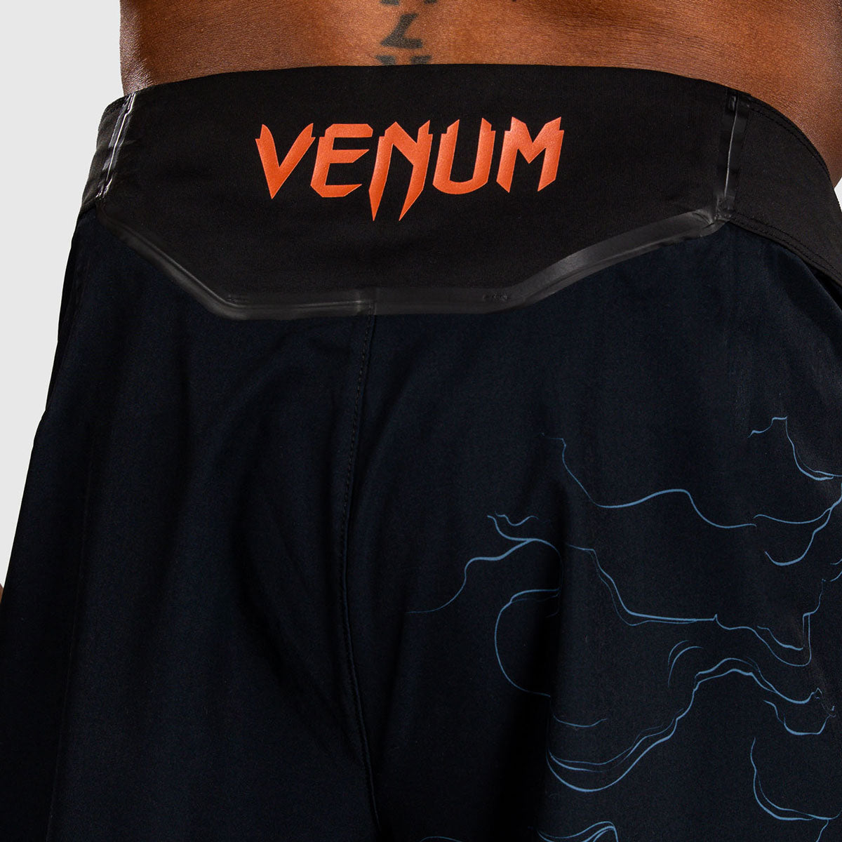 Venum Thunder Dragon MMA-Shorts Schwarz