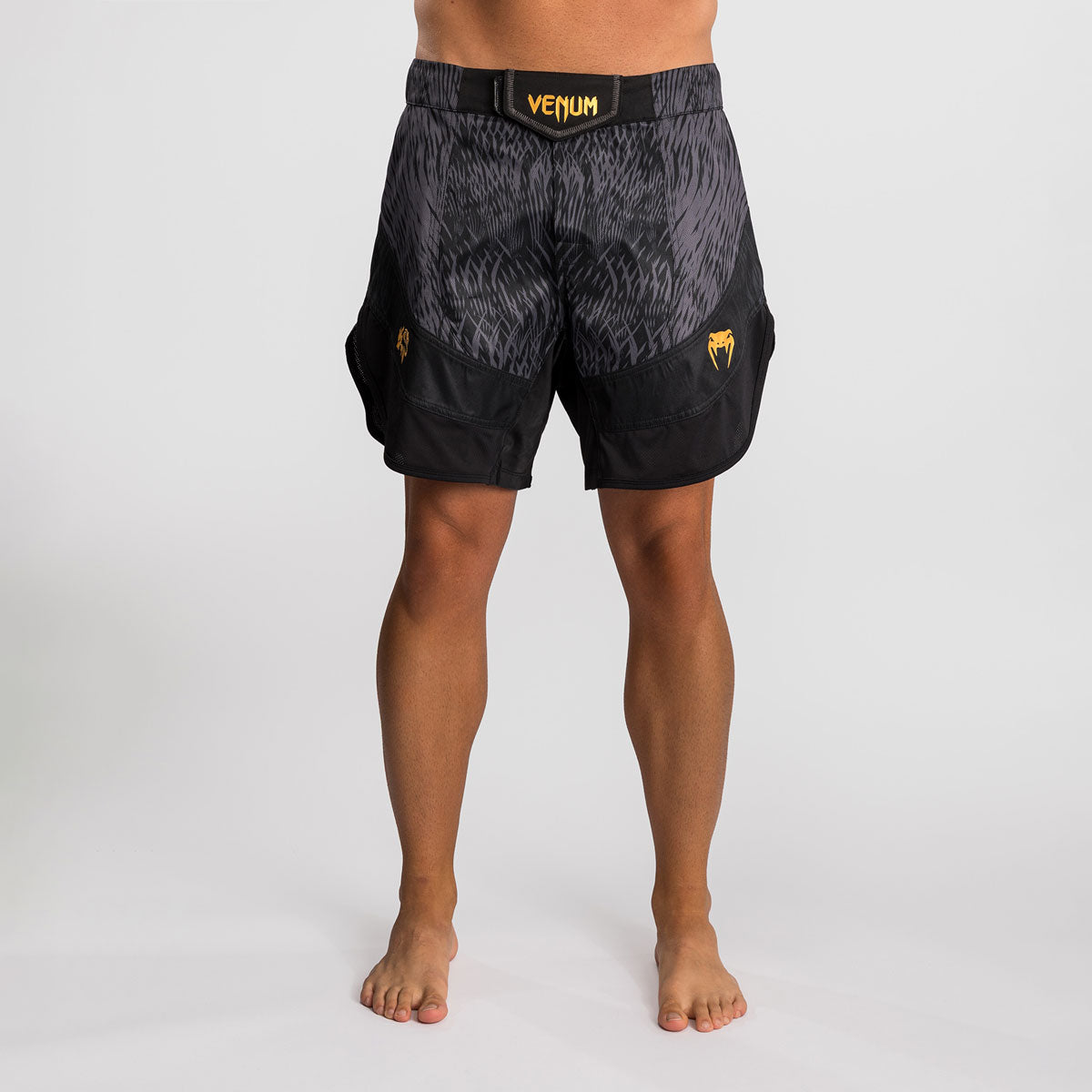 Venum x Chimaev Wild Borz MMA-Shorts Schwarz
