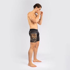 Shorts mit Kompression Venum Schwarzer Tiger