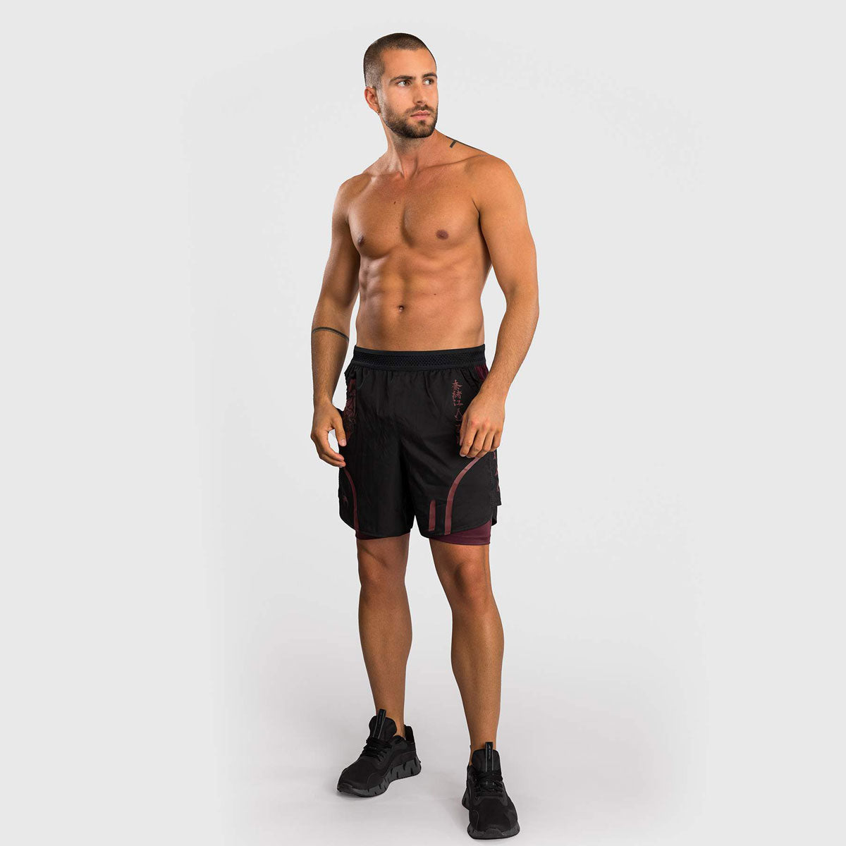 Trainingshorts Venum Assassin's Creed Shadows Rot-schwarz