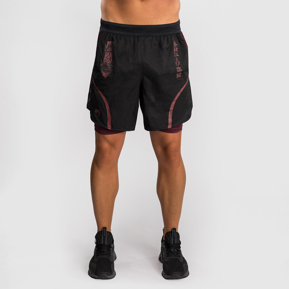 Trainingshorts Venum Assassin's Creed Shadows Rot-schwarz
