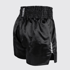 Venum Classic Evo Kick-Thai-Shorts Schwarz-Weiß