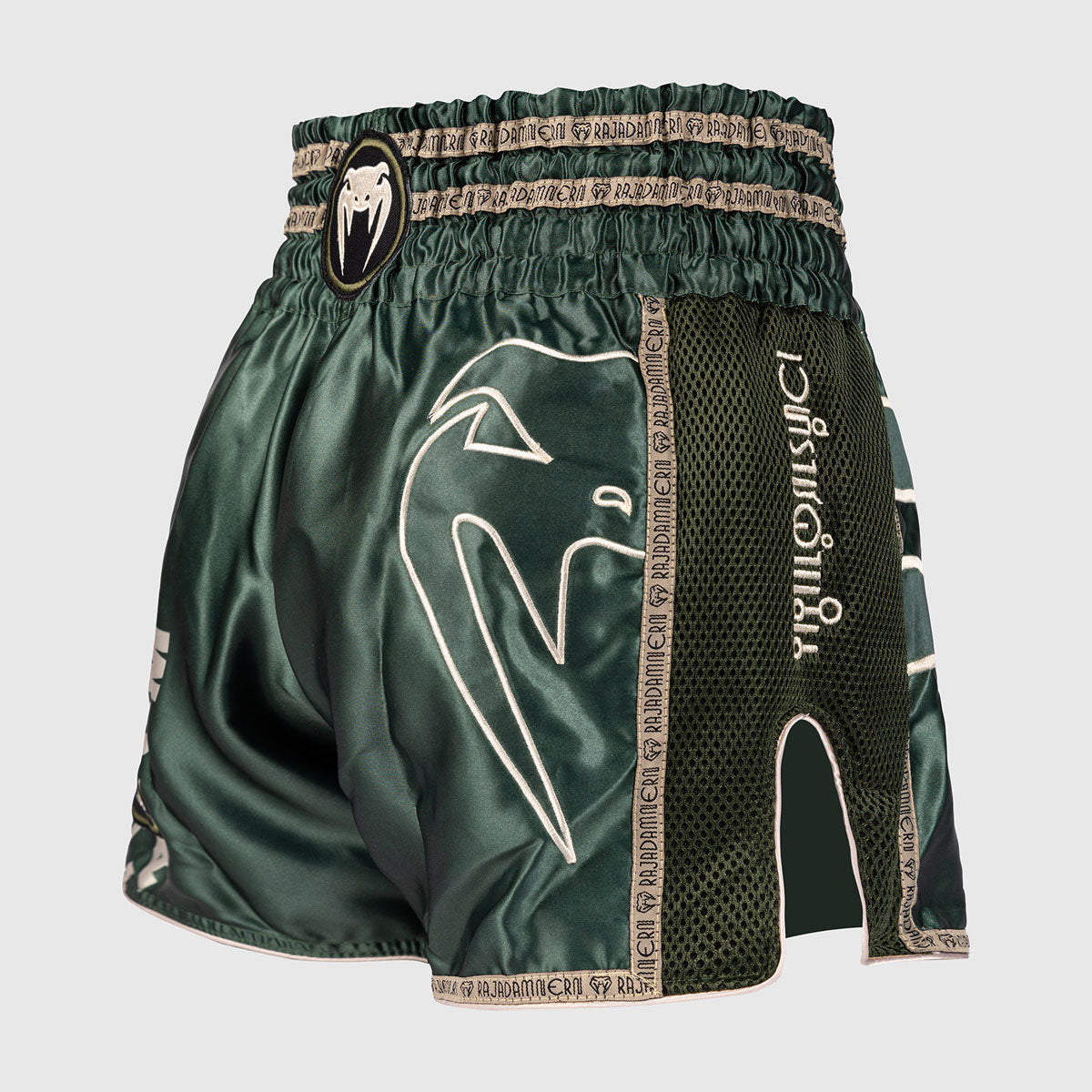 Venum x Rajadamnern Kick-Thai-Shorts Military-Grün