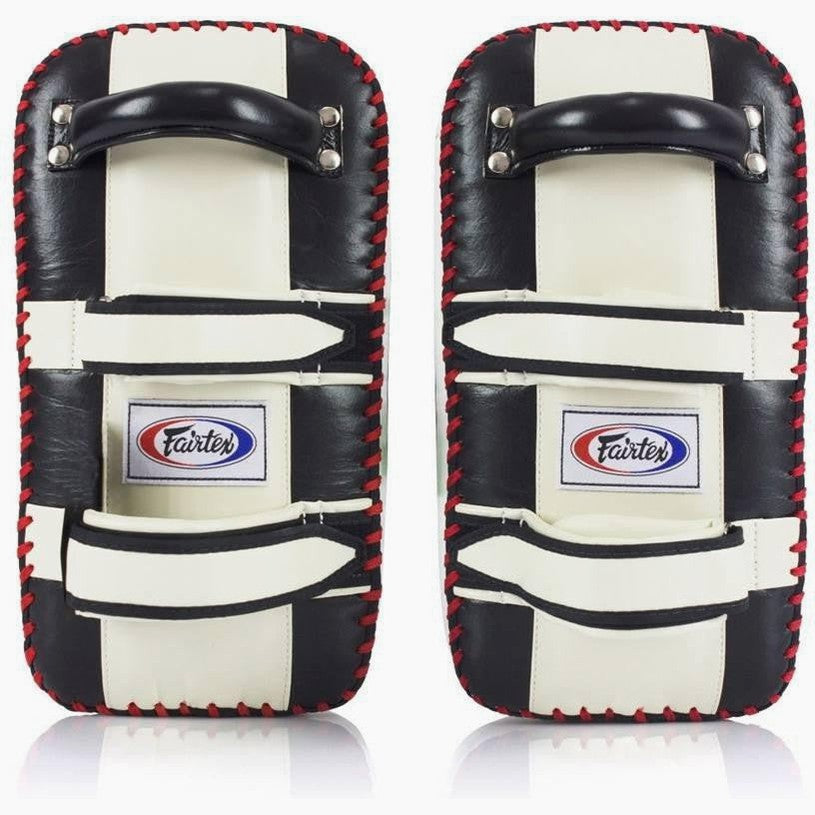 Pao Fairtex Gebogene Standard KPLC2 Schwarz-Weiß