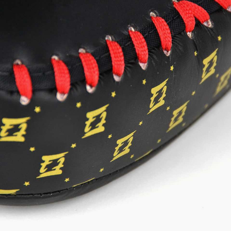 Pao Fairtex Mikrofaser Gebogen Klein KPLC6 Schwarz-Gold