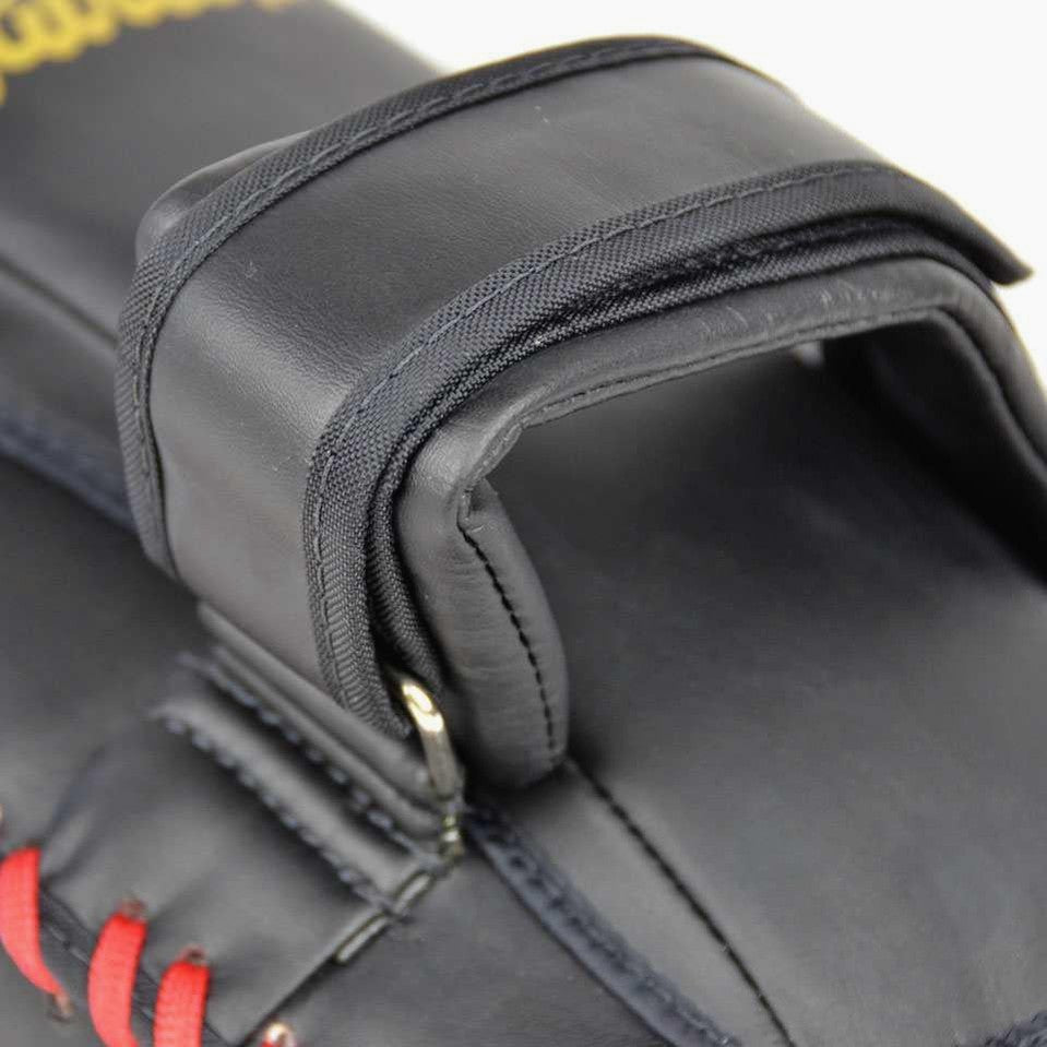 Pao Fairtex Mikrofaser Gebogen Klein KPLC6 Schwarz-Gold